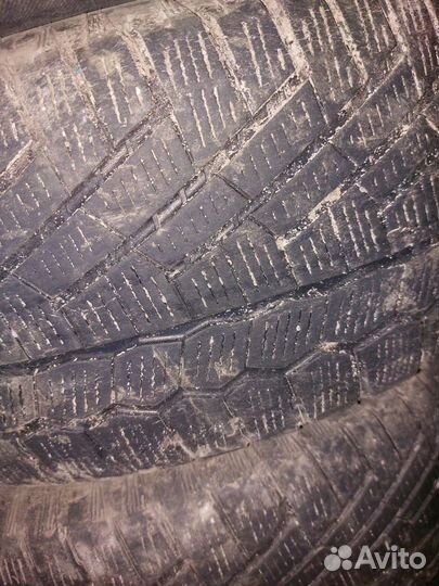 Continental ContiCrossContact Viking 215/70 R16