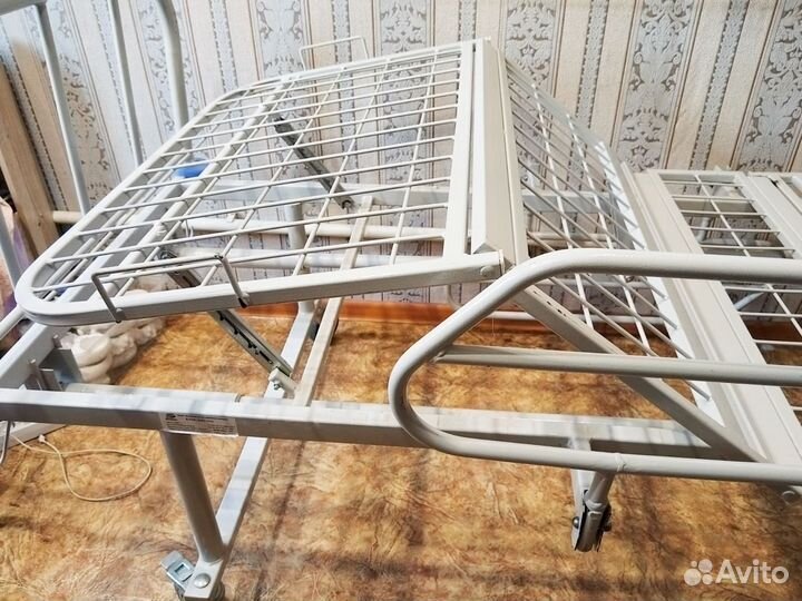 Кровать для лежачих больных бу