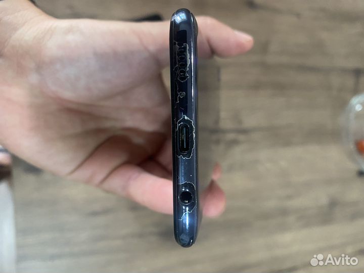 Телефон Samsung а 50