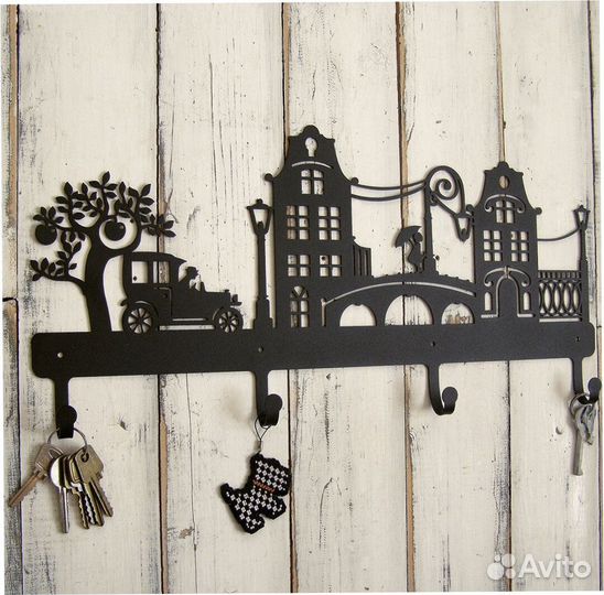 Ключница из металла