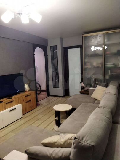 4-к. квартира, 75,8 м², 1/5 эт.