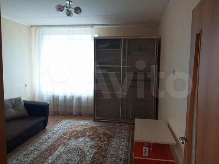 1-к. квартира, 42 м², 7/14 эт.