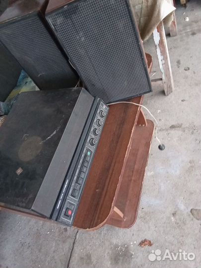 Проигрыватель винила СССР