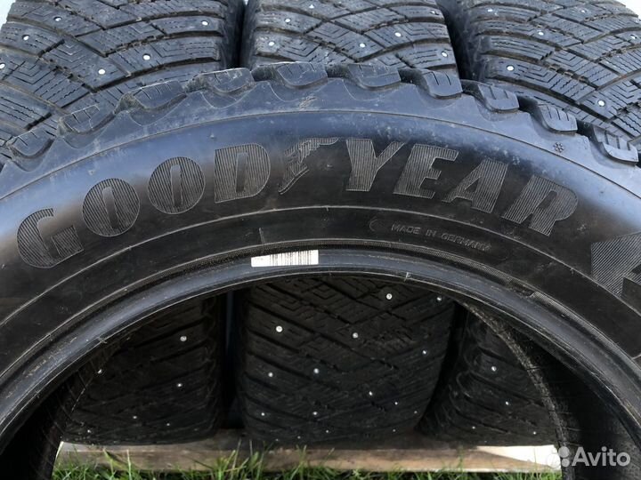 Goodyear UltraGrip Arctic 2 SUV 255/55 R19