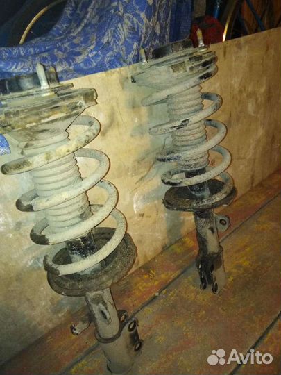 Стойки передние