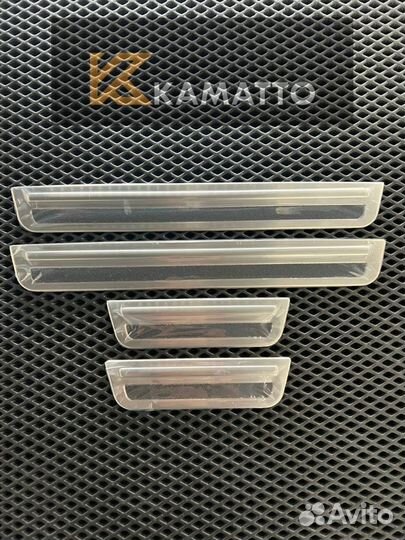 Накладки на пороги хром Toyota RAV-4 XA50