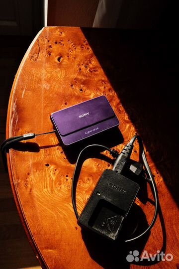 Sony cyber shot dsc t99