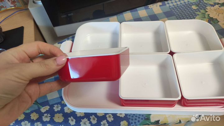 Менажница пластиковая с крышкой