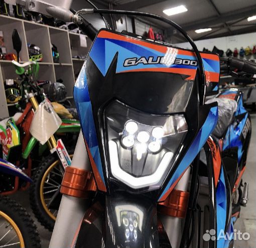 Мотоцикл Progasi Gaudi 300 черно-оранжевый-синий