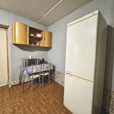 Комната 12 м² в 4-к., 1/10 эт.