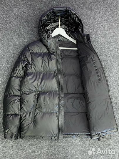 Пуховик мужской Prada