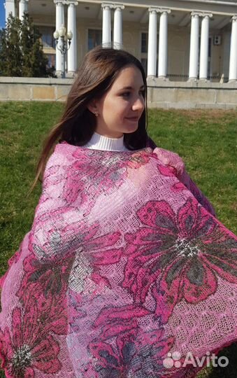 Шарф ажурный вязаный Палантин паутинка Ангора