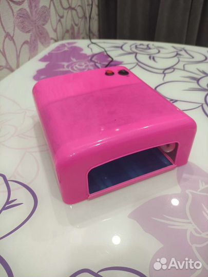 Уф лампа для ногтей