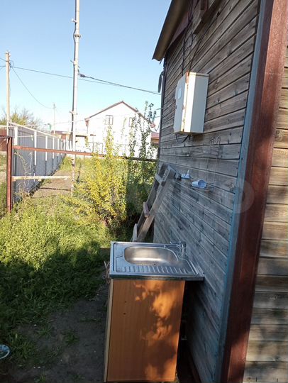 Дача 20 м² на участке 6 сот.