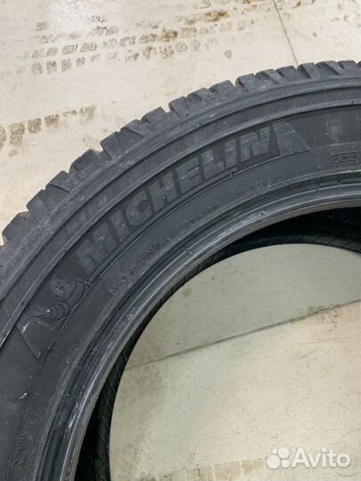 Michelin Latitude Cross 235/55 R18 104F