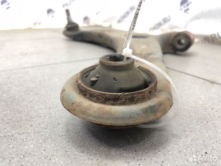 Рычаг подвески нижний передний левый Mitsubishi