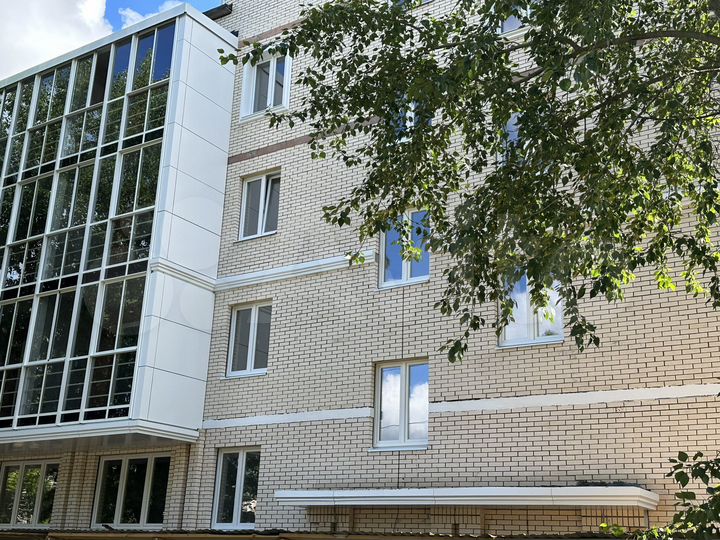 Аукцион: 3-к. квартира, 66 м², 1/4 эт.