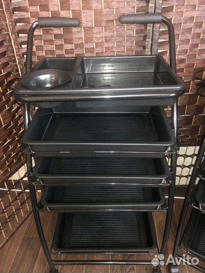 Парикмахерская тележка