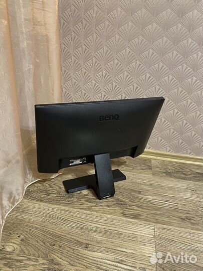 Монитор - Benq 22 VA 1920x1080