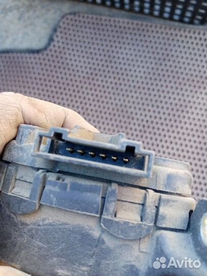 Педаль газа Volkswagen Polo