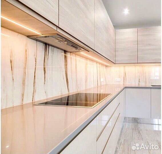 Кухонный гарнитур в стиле модерн