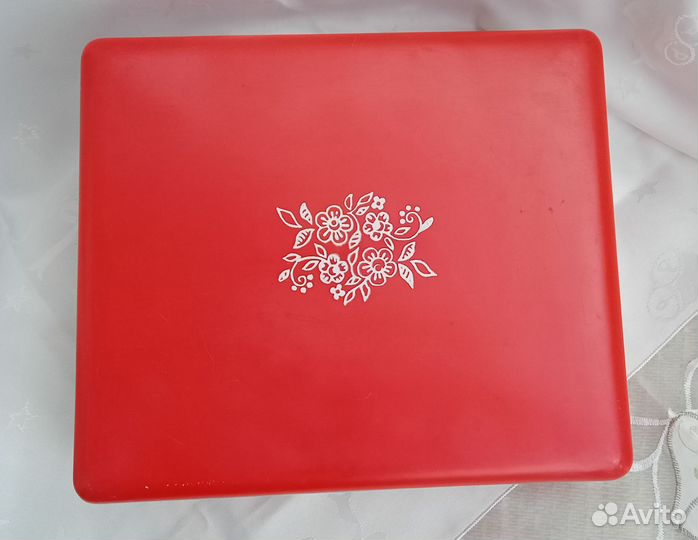 Шкатулка СССР для ниток и пуговиц