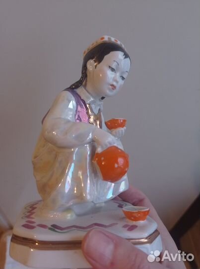 Статуэтка СССР узбечка