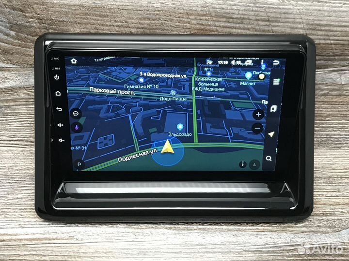 Магнитола Toyota Noah Teyes CC2L plus