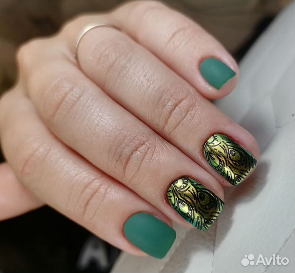 Мастер маникюра и педикюра