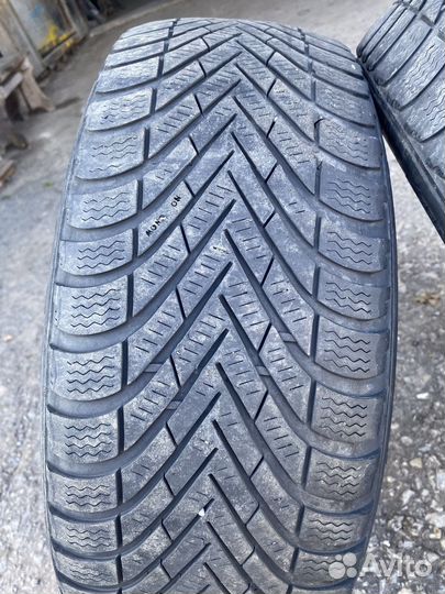 Pirelli Winter Cinturato 205/55 R16