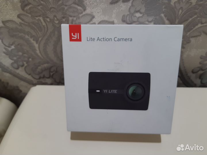 Экшн камера Yi lite