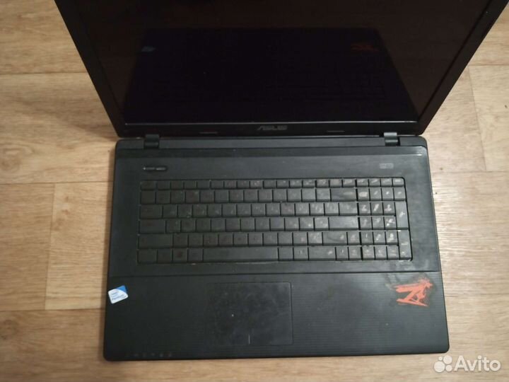 Ноутбук asus