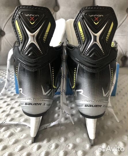 Хоккейные коньки bauer