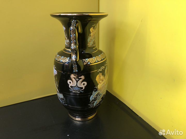 Z.7211 Ваза Strigos in 24 gold