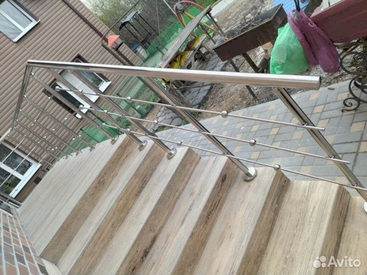 Перила для лестниц