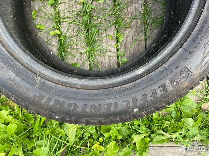 Goodyear EfficientGrip 275/55 R20
