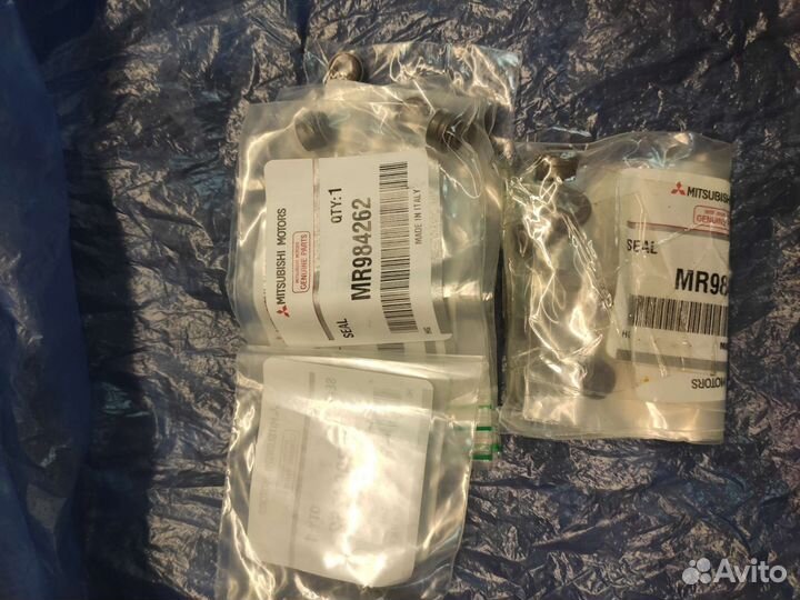 Маслосъёмный колпачок Mitsubishi