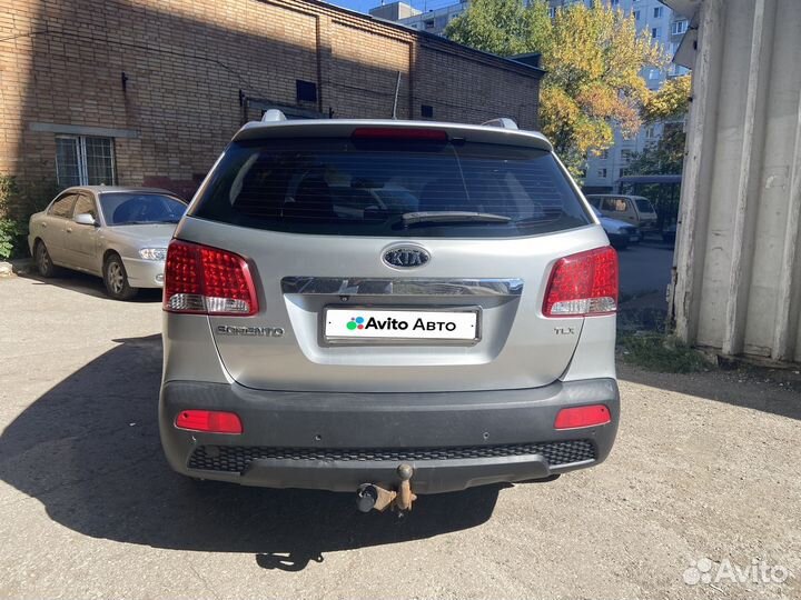 Kia Sorento 2.2 AT, 2011, 220 000 км