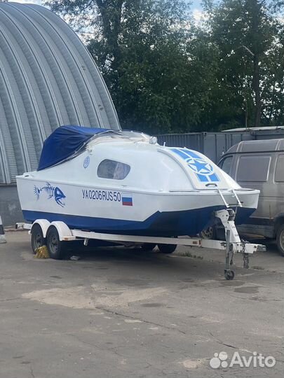 Каютный катер