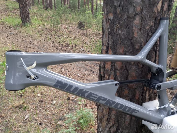 Новая рама Nukeproof mega275 carbon