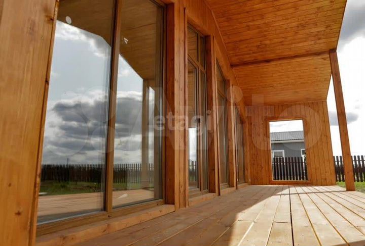 Коттедж 114 м² на участке 10,4 сот.