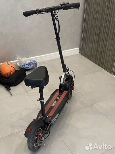 Самокат взрослый электрический