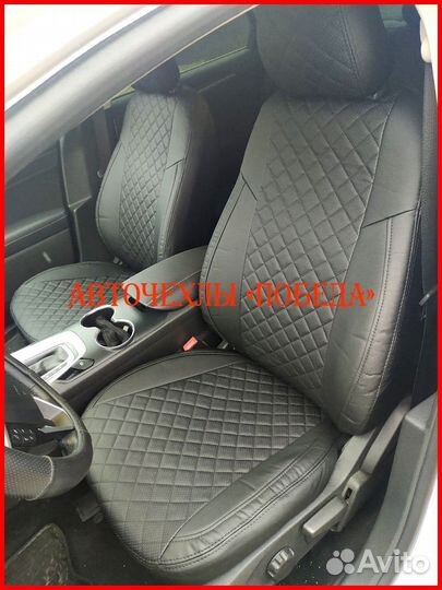 Чехлы Ford Kuga 2 из экокожи чёрные Ромб