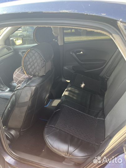 Volkswagen Polo 1.6 AT, 2012, 335 835 км