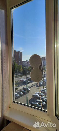 Окономойщик робот