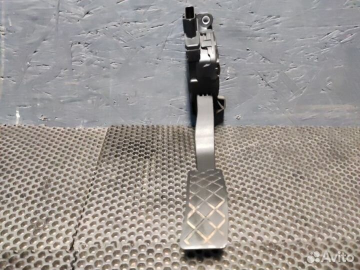 Педаль газа Audi A6 C7 cyga 2016