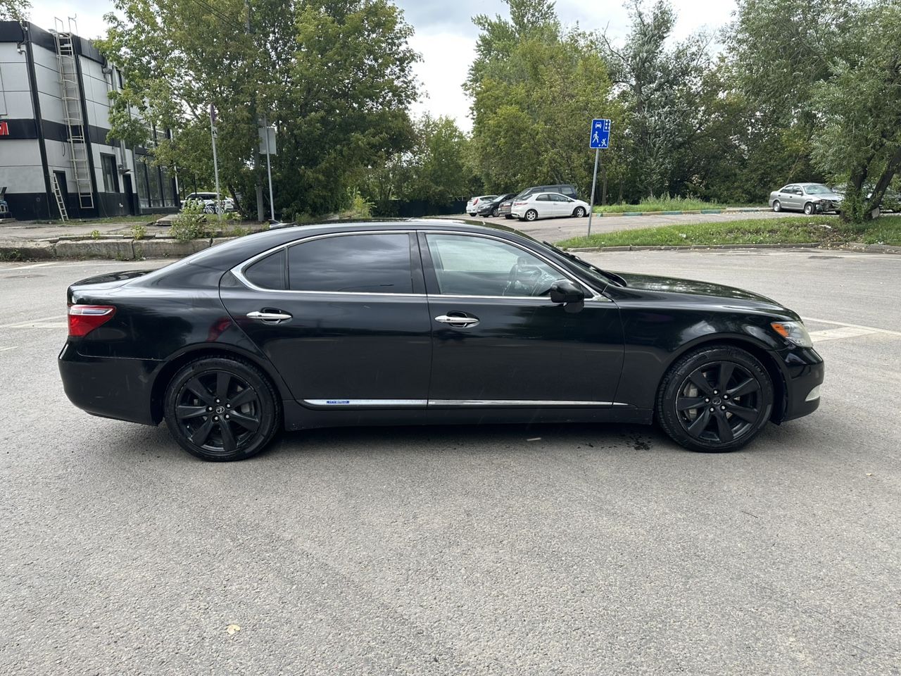 Lexus LS: фото владельца