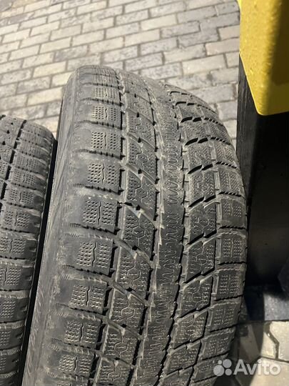 Toyo Observe GSi-5 275/40 R20 и 315/35 R20