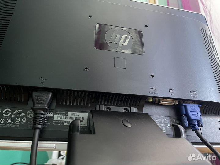 Монитор hp в отличном состоянии