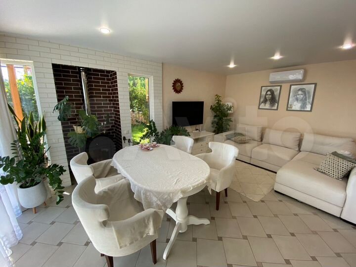 Дом 150 м² на участке 5 сот.